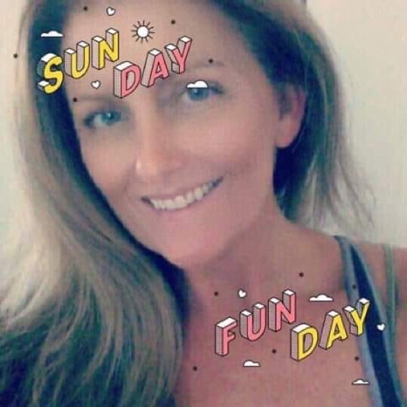 Meet your Posher, Amy - Picture 7 of 8